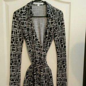 COPY - Diane von Furstenberg wrap dress